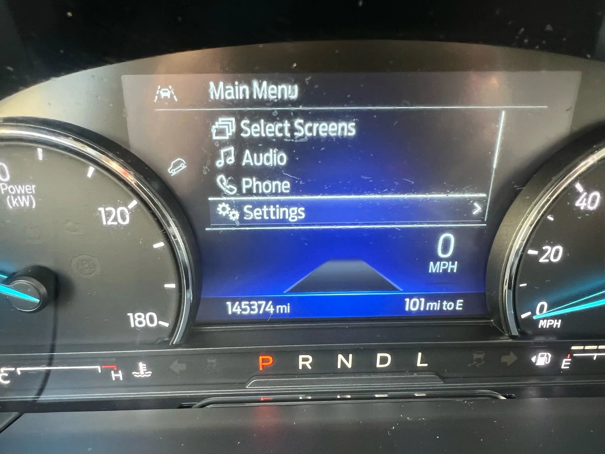 Used 2021 Ford Escape SE image 12