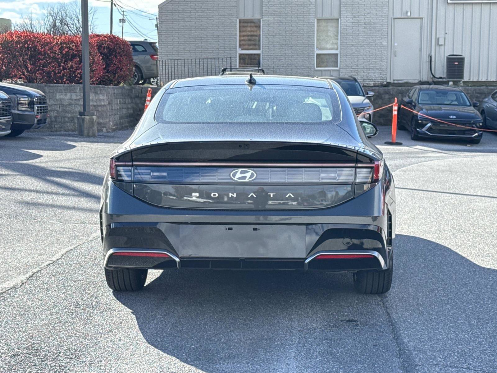 New 2026 Hyundai Sonata SEL FWD image 13