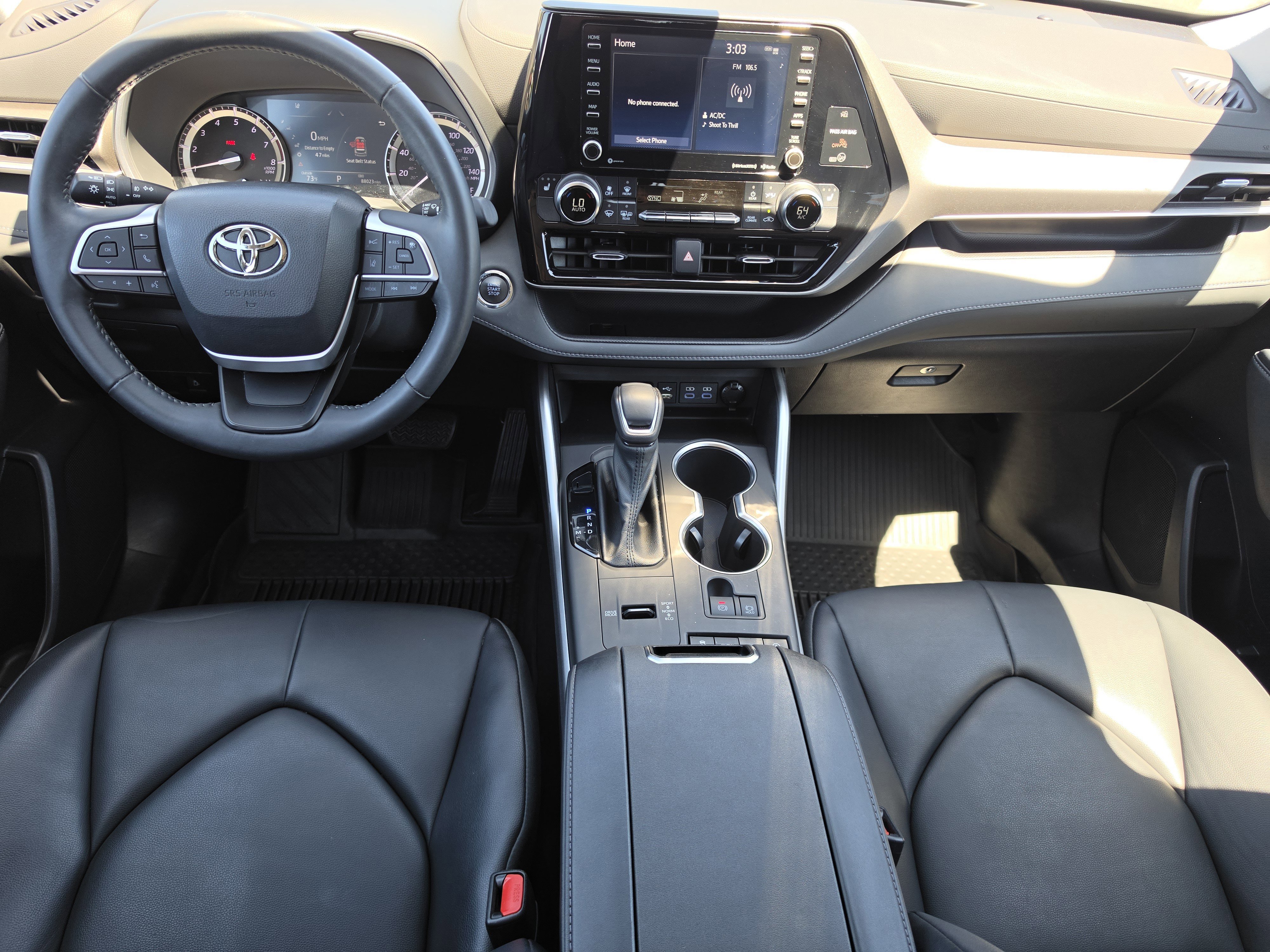 Used 2022 Toyota Highlander XLE FWD image 8