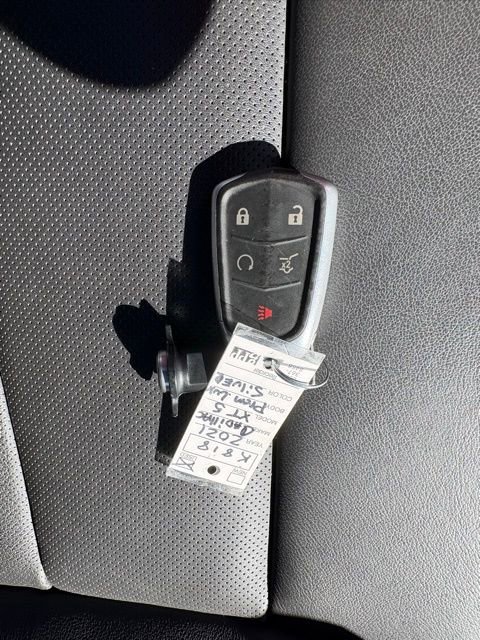 Used 2021 Cadillac XT5 Premium Luxury image 6