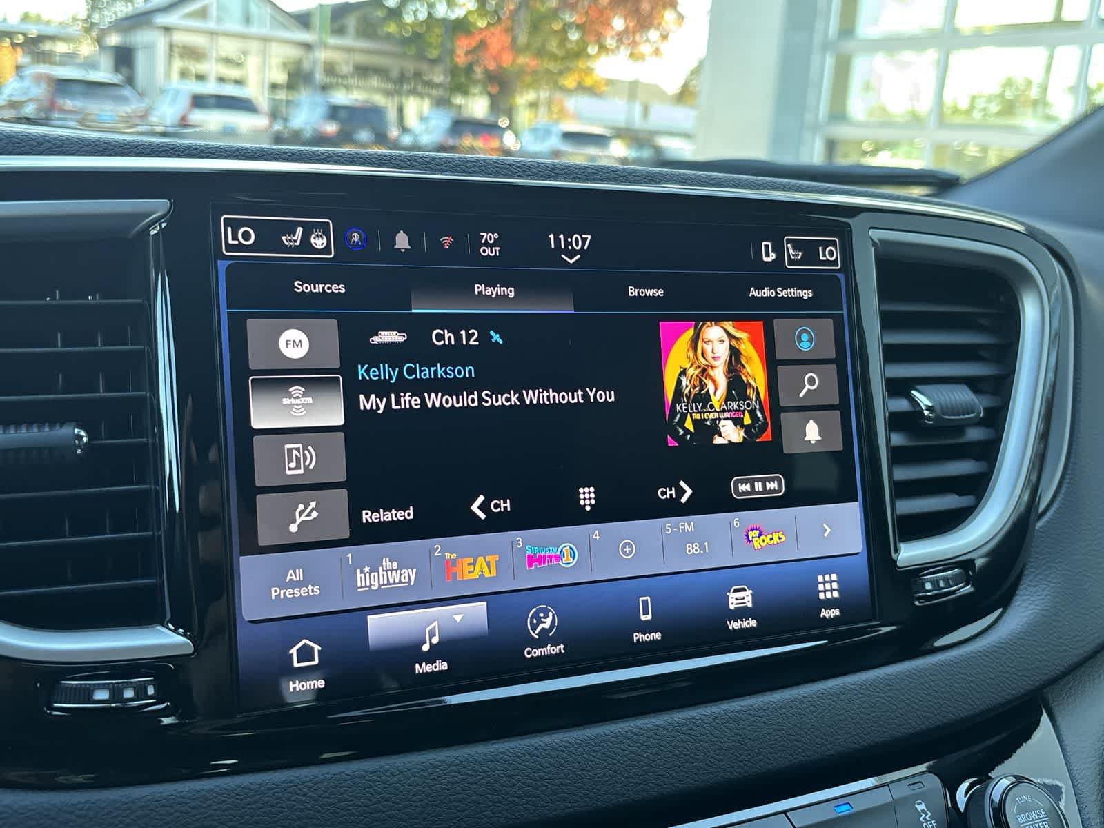 New 2027 Chrysler Pacifica LX FWD image 19