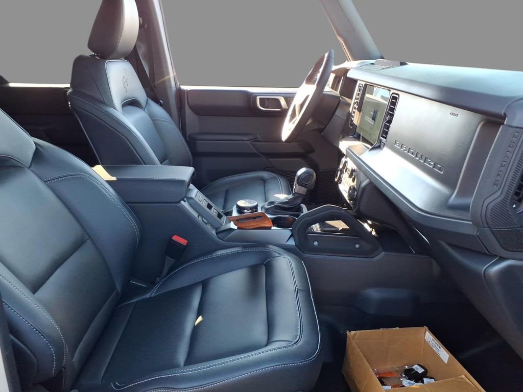 New 2025 Ford Bronco Badlands AWD/4WD image 13