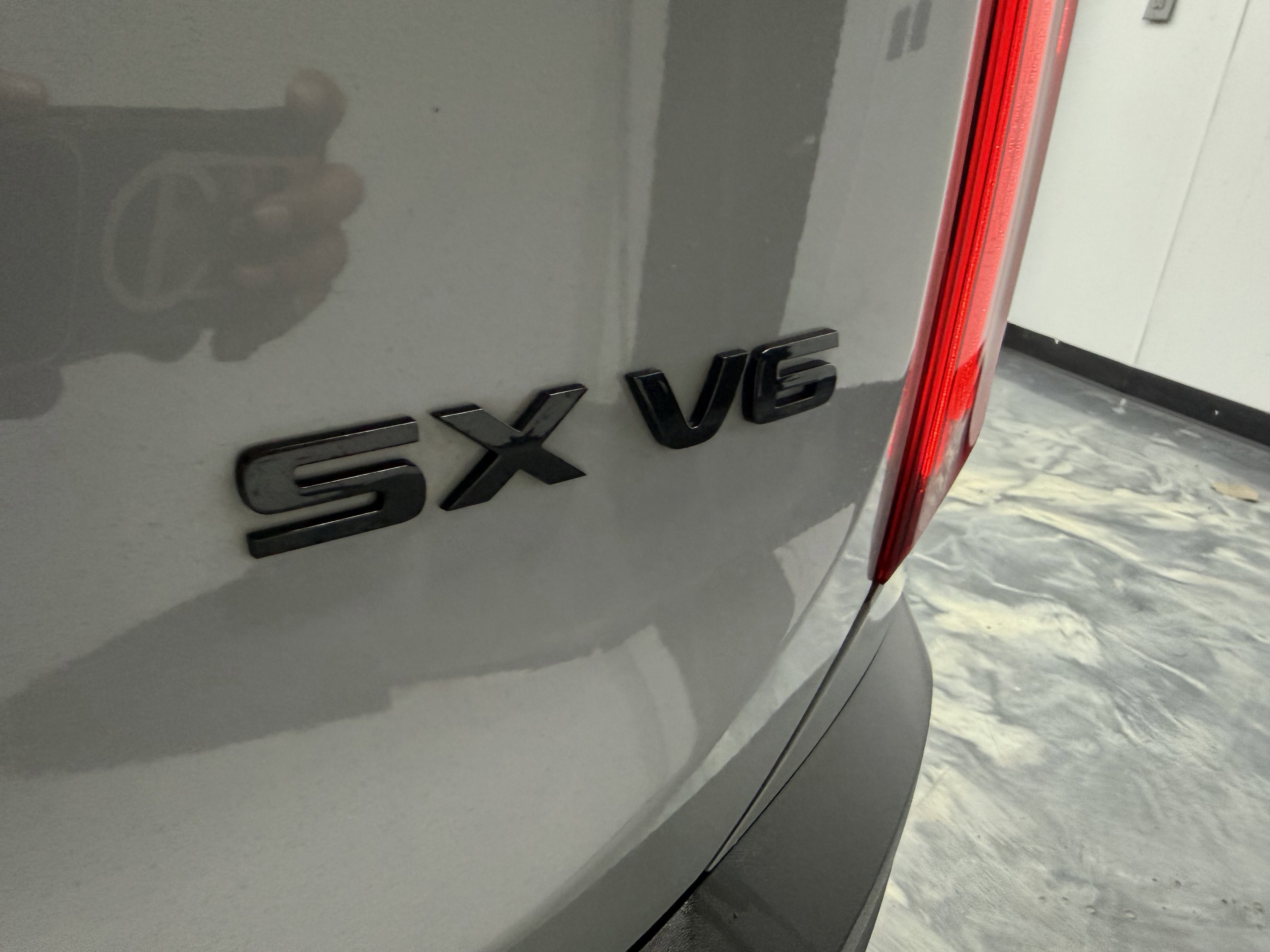 Used 2021 Kia Telluride SX w/ SX Prestige Package image 32