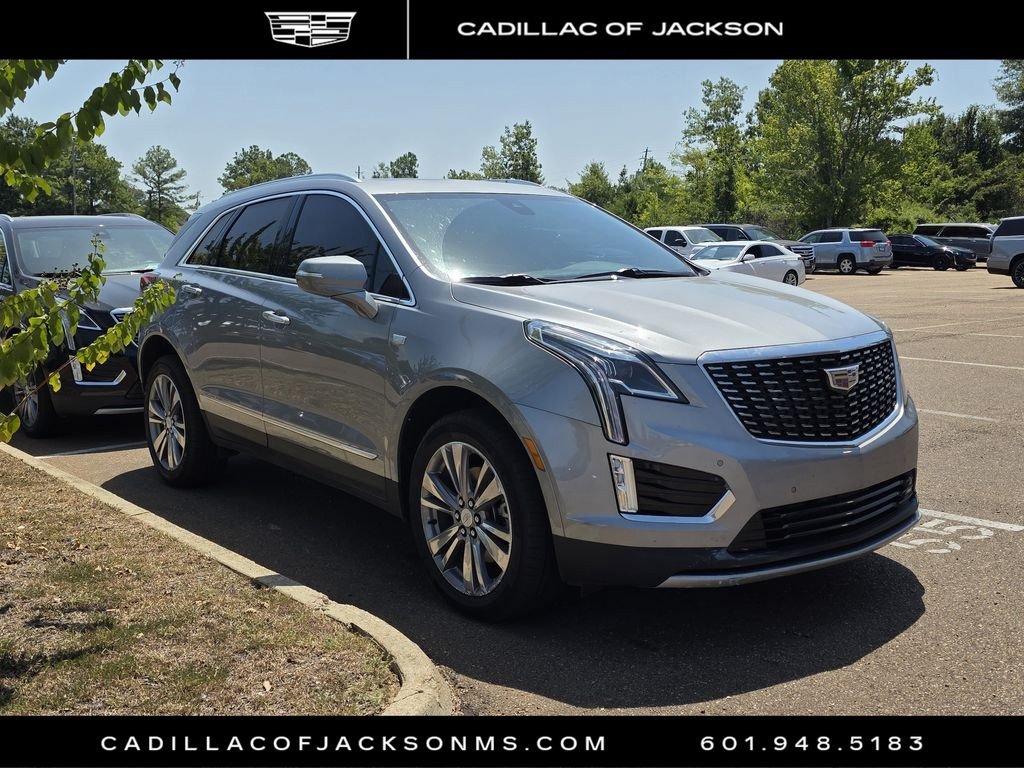 Used 2025 Cadillac XT5 Premium Luxury FWD image 9