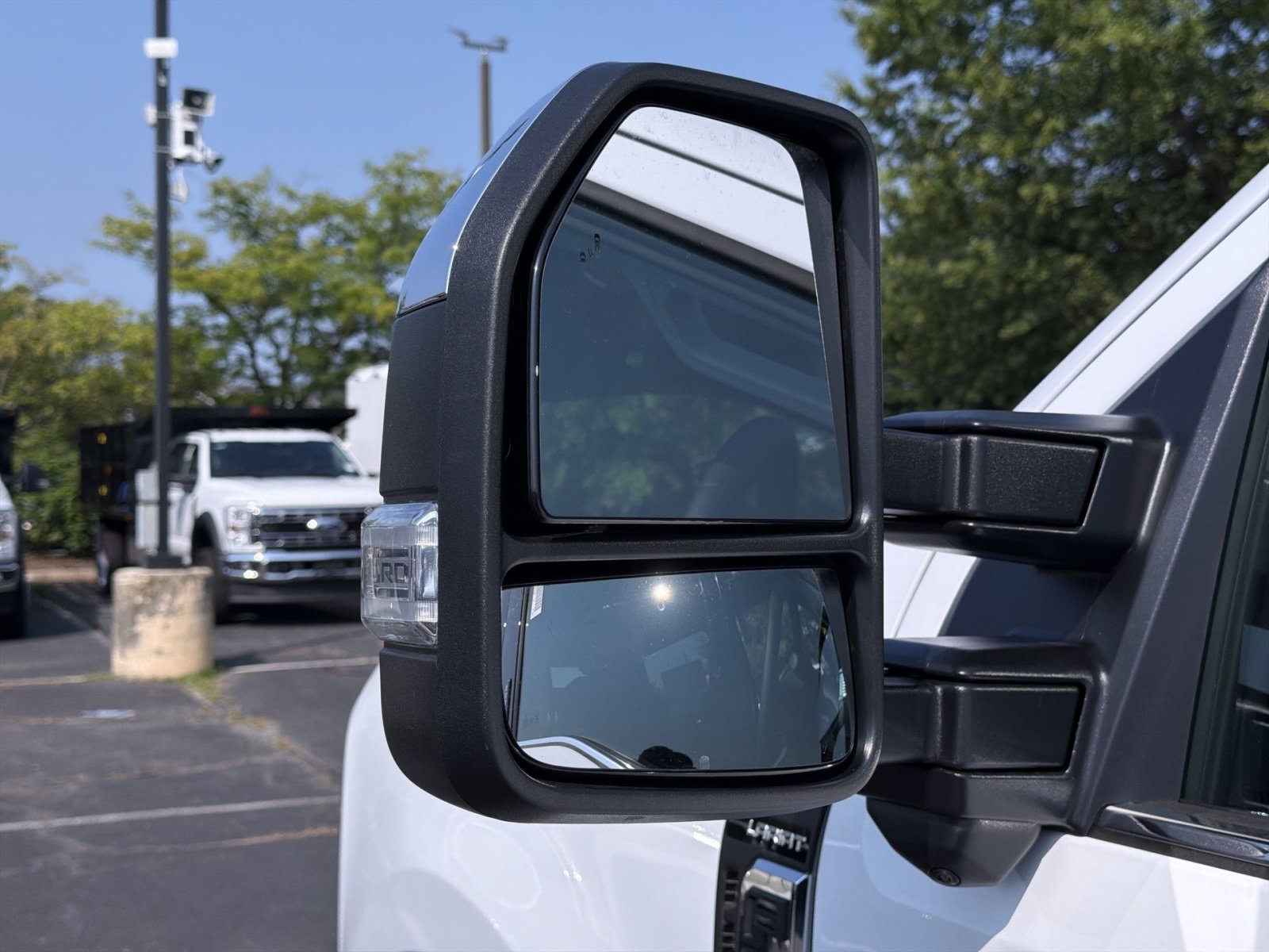 New 2026 Ford F250 Lariat w/ Chrome Package AWD/4WD image 14