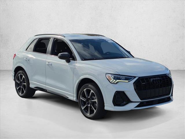 Certified 2025 Audi Q3 2.0T Premium Plus w/ Premium Plus Package AWD/4WD image 3