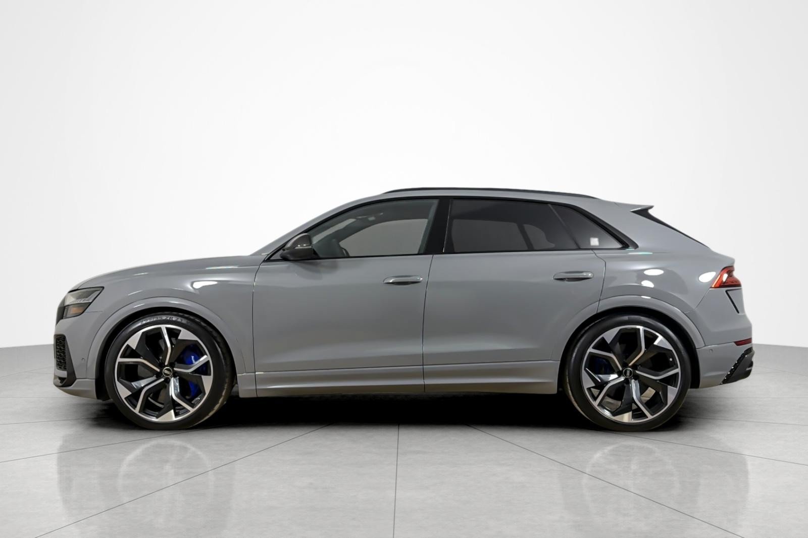 Used 2022 Audi RS Q8 AWD/4WD image 2