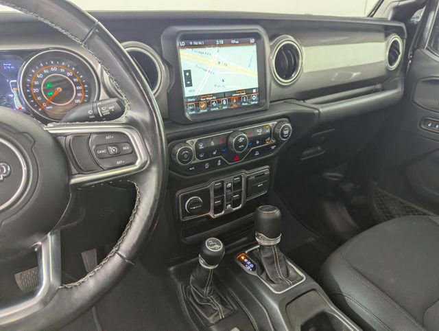 Used 2020 Jeep Gladiator Overland AWD/4WD image 14