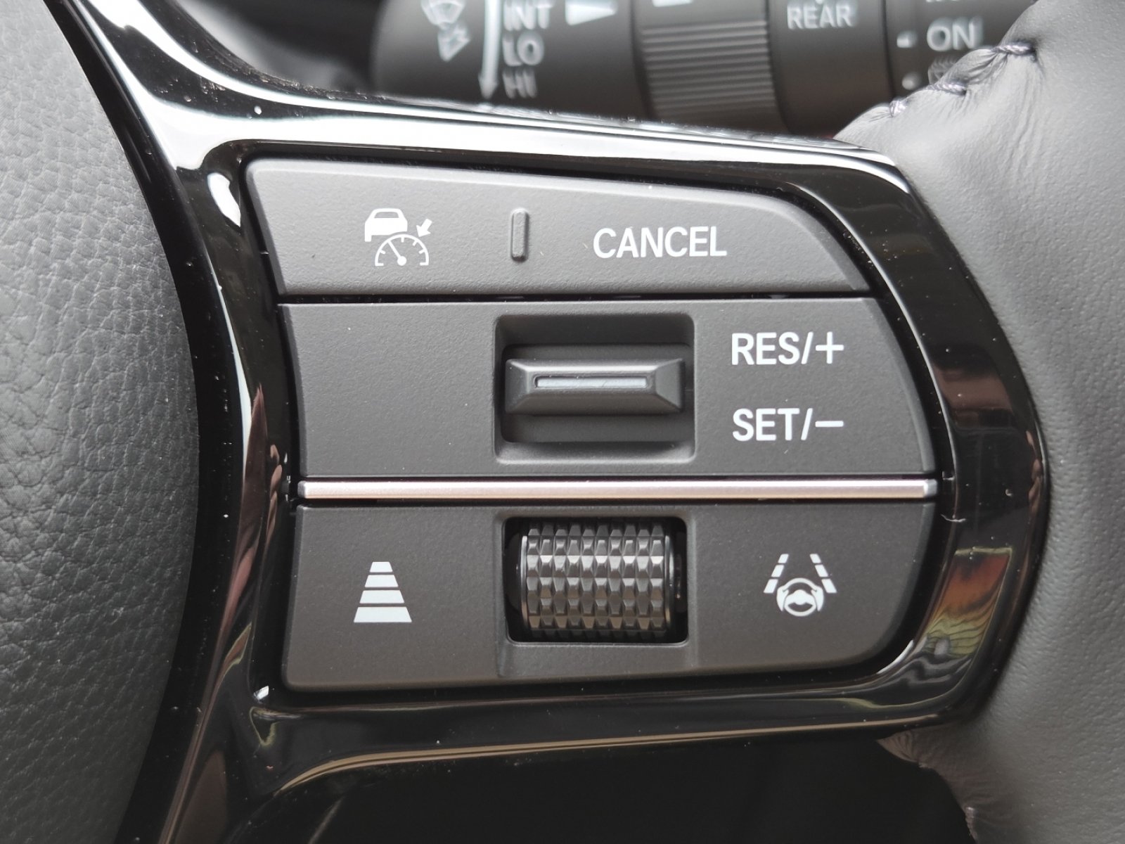 New 2026 Honda CR-V EX-L image 9