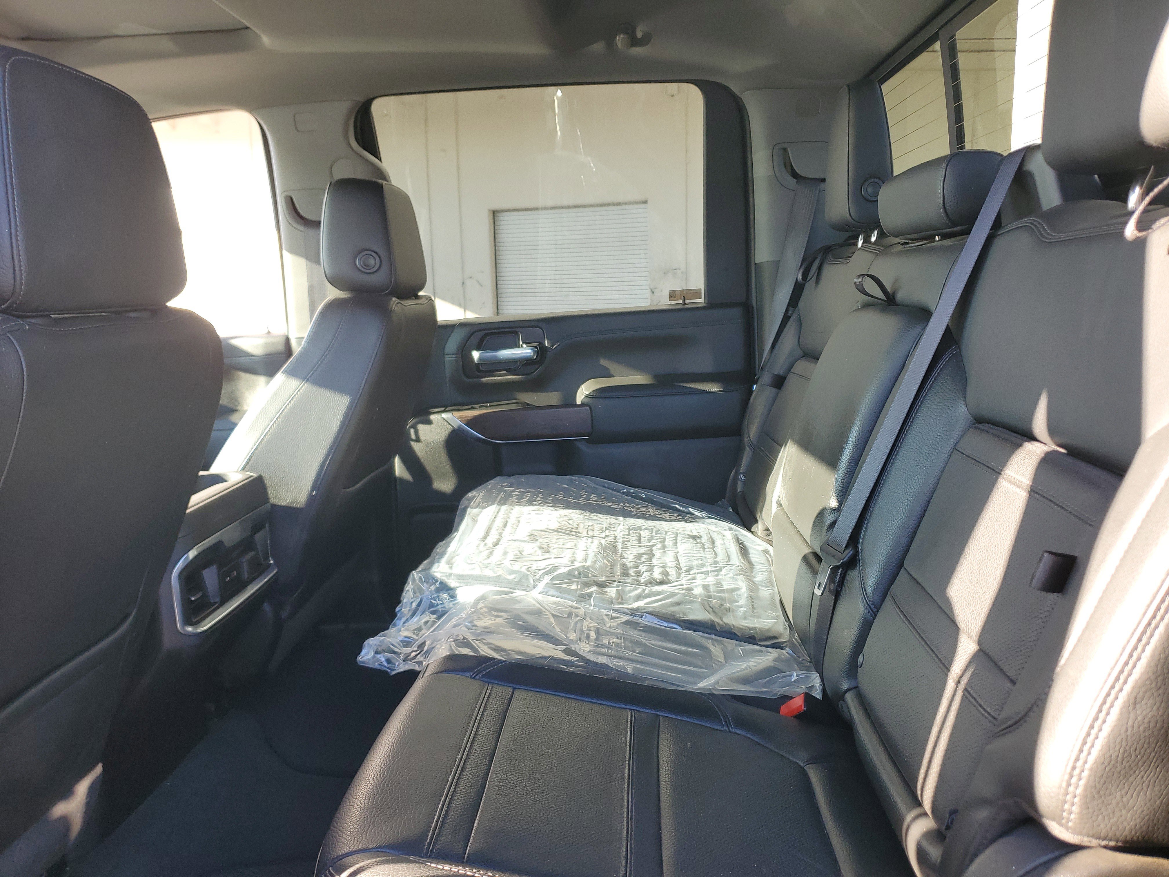 Used 2022 GMC Sierra 2500 Denali w/ Denali Ultimate Package image 16