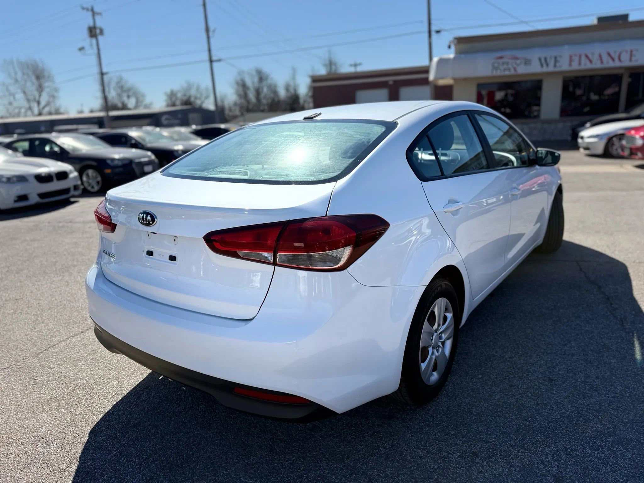 Used 2017 Kia Forte LX w/ LX Popular Package image 3