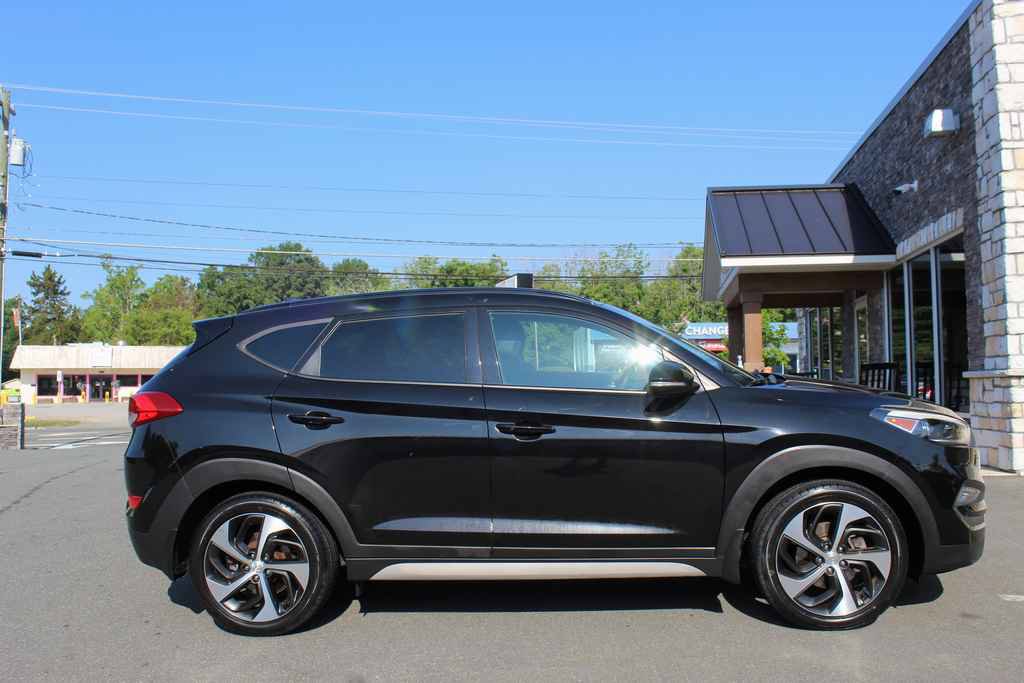 Used 2018 Hyundai Tucson Value AWD/4WD image 4