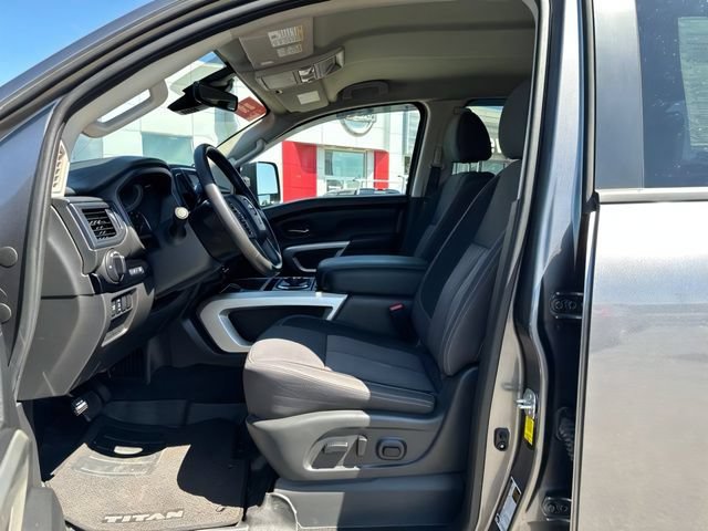 Certified 2024 Nissan Titan SV w/ SV Convenience Package AWD/4WD image 13
