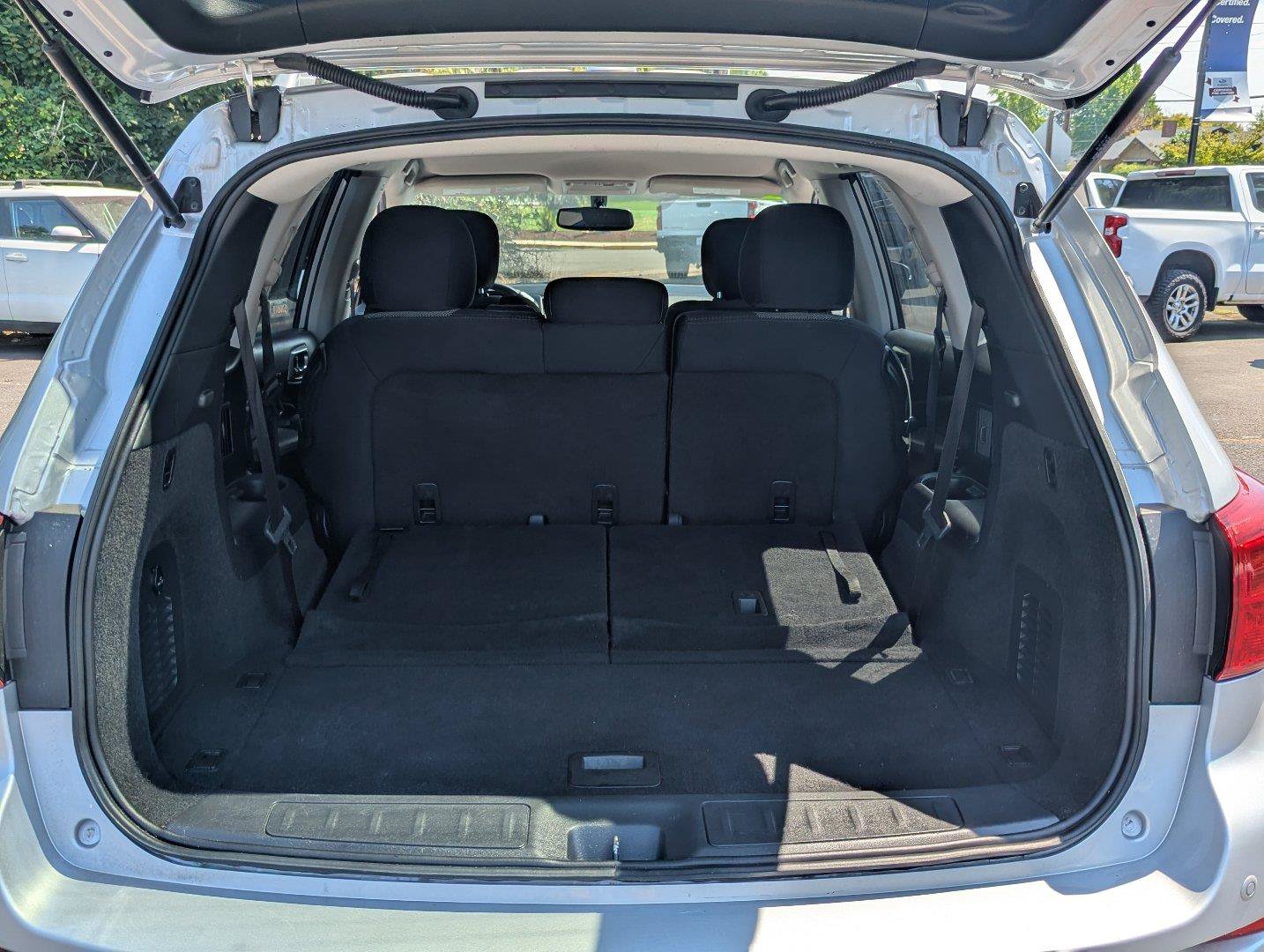 Used 2019 Nissan Pathfinder SV FWD image 28