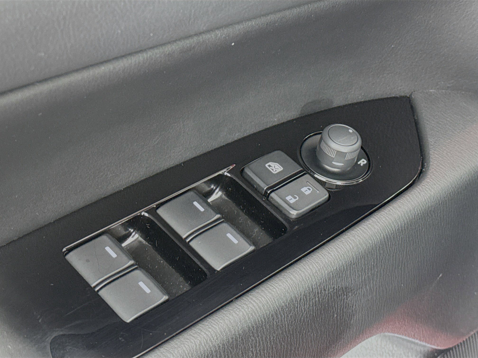 Used 2024 MAZDA CX-5 AWD 2.5 S w/ Select Package image 17