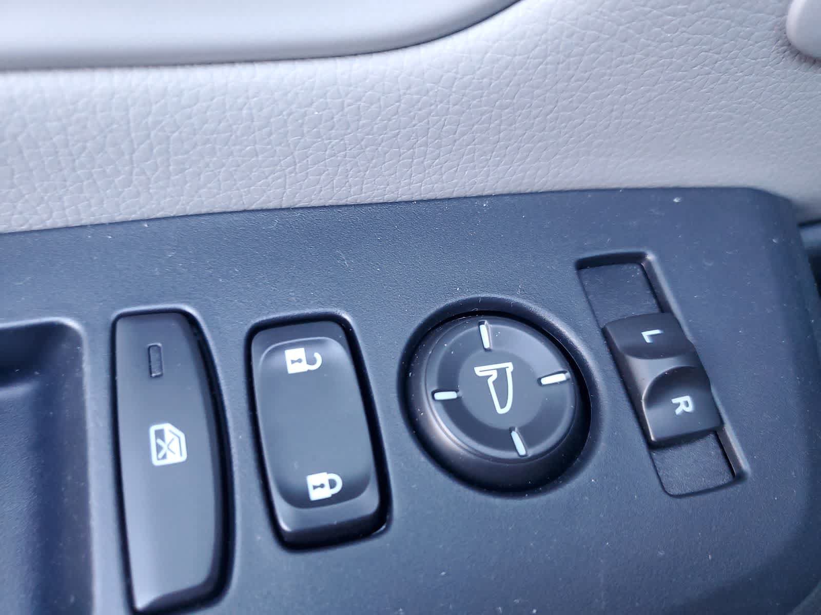 Used 2025 Honda Pilot Touring image 25