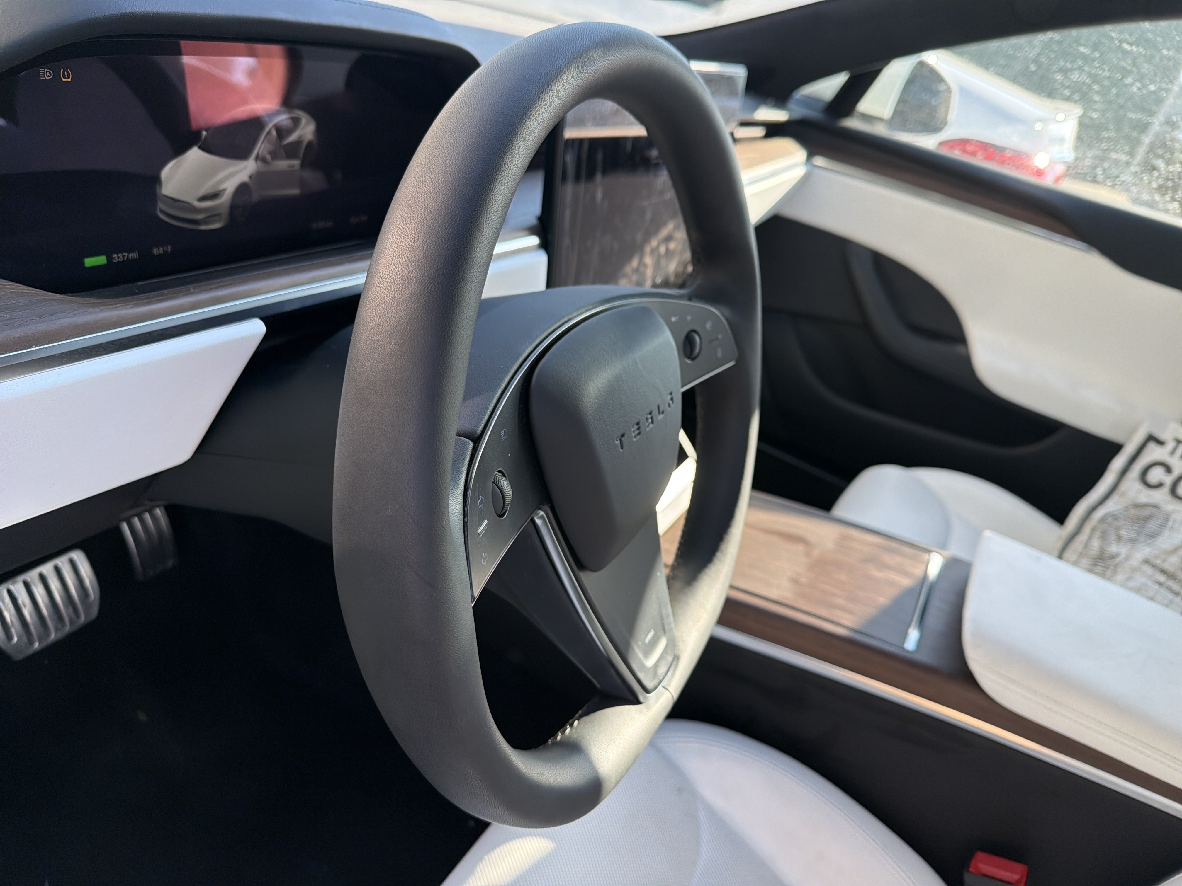 Used 2023 Tesla Model S AWD/4WD image 6