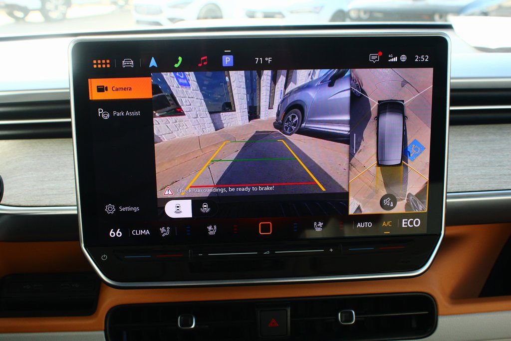 Used 2025 Volkswagen ID. Buzz 1st Edition image 35