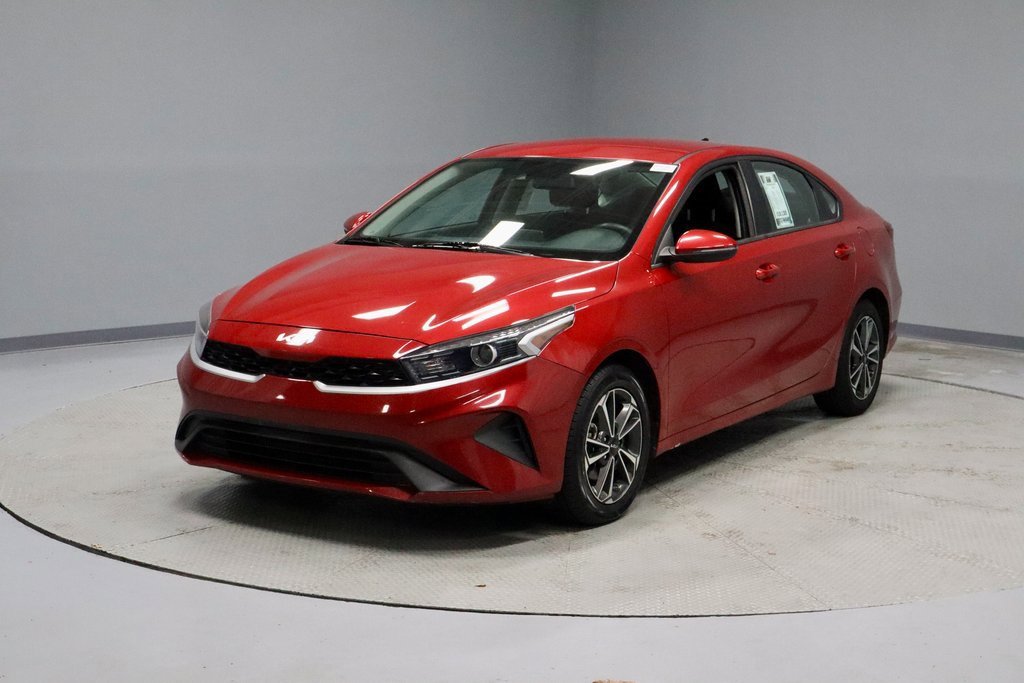 Used 2023 Kia Forte LXS w/ LXS Technology Package image 7