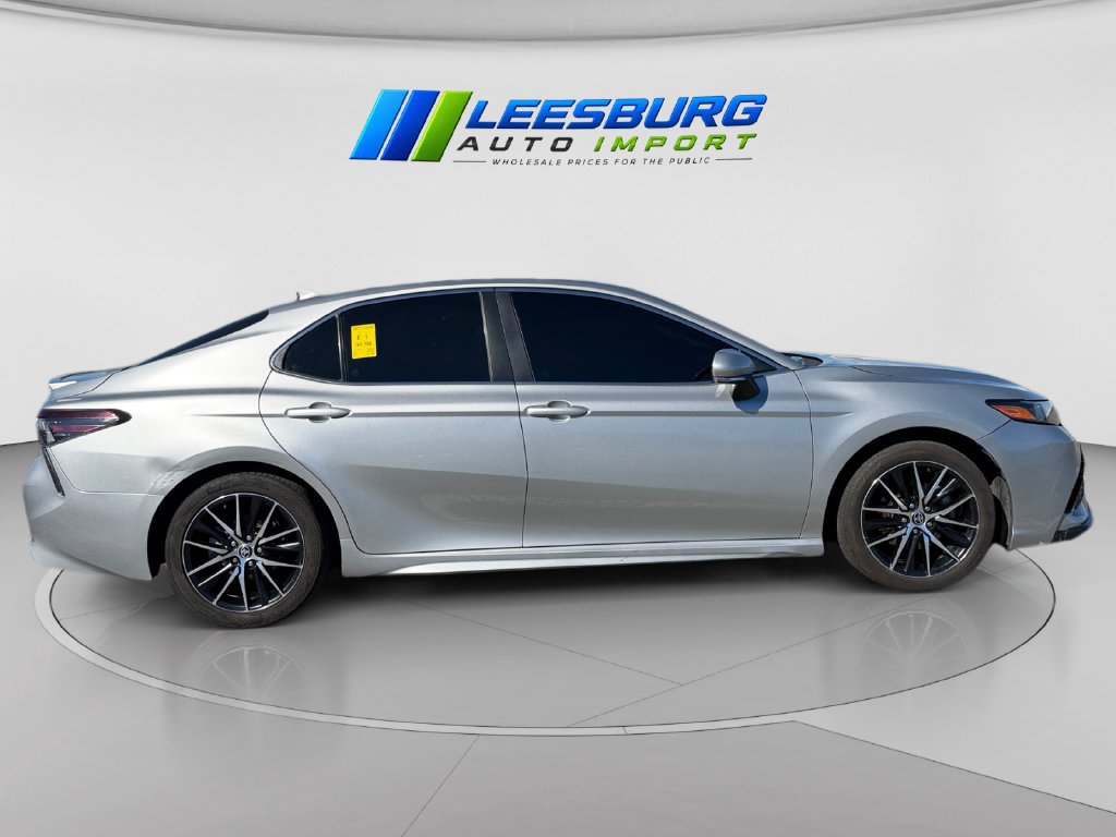 Used 2024 Toyota Camry SE FWD image 6