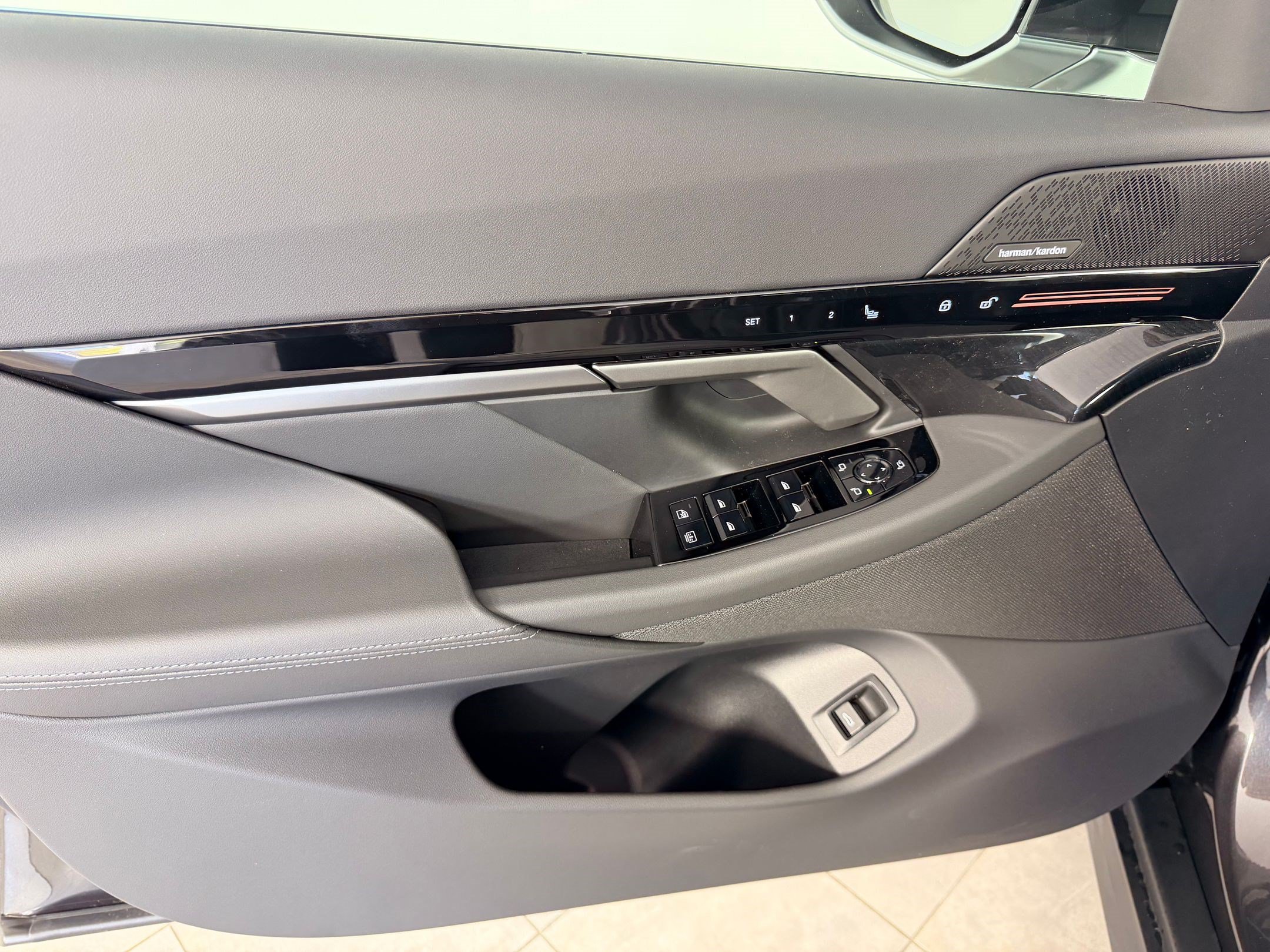 New 2026 BMW 530i RWD image 12