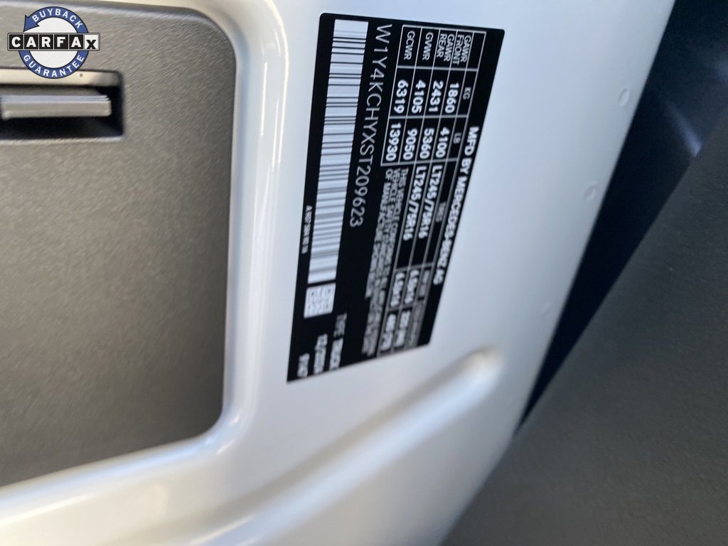 Used 2025 Mercedes-Benz Sprinter 2500 image 32