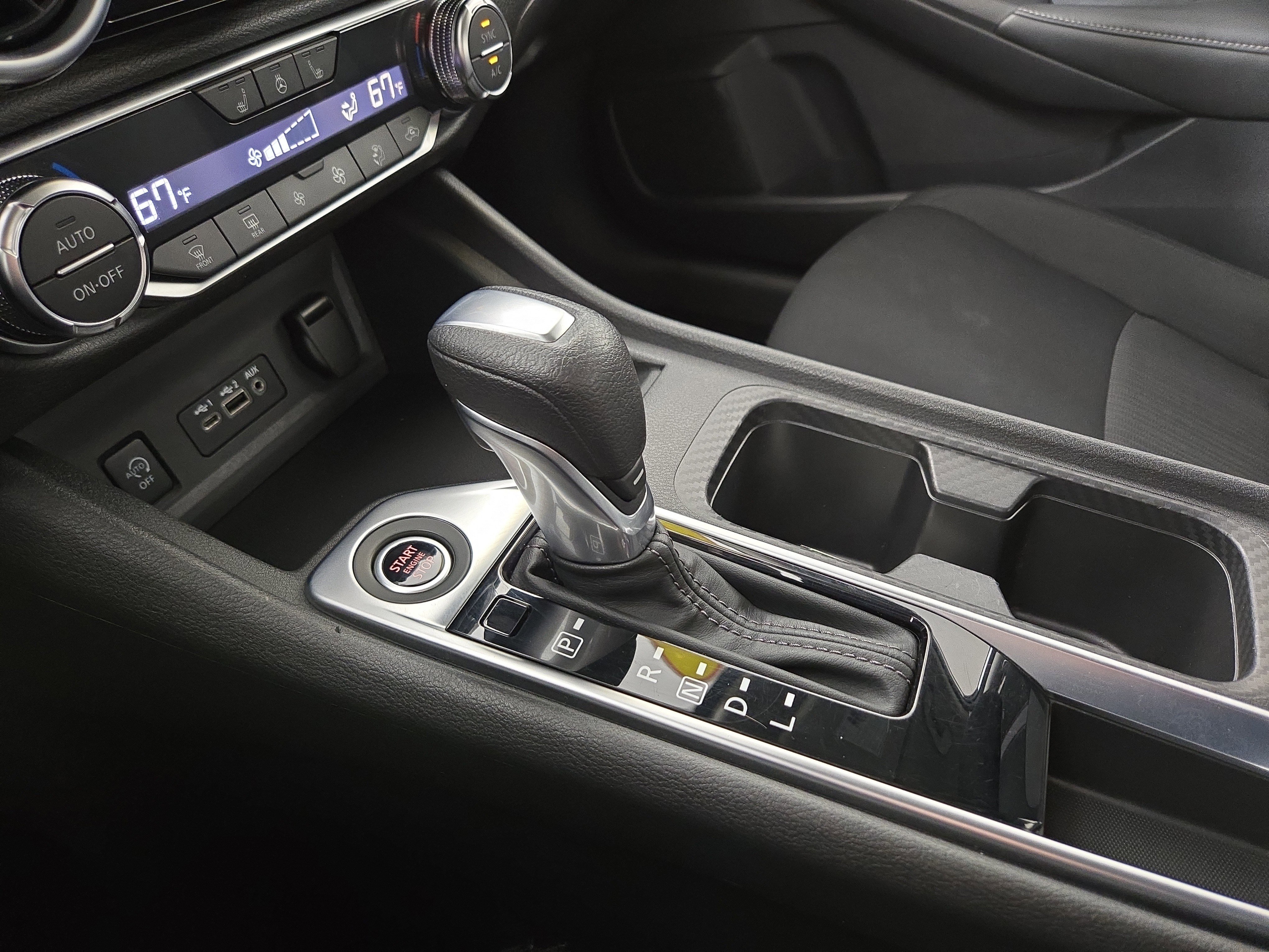 Used 2025 Nissan Sentra SV w/ All-Weather Package image 22