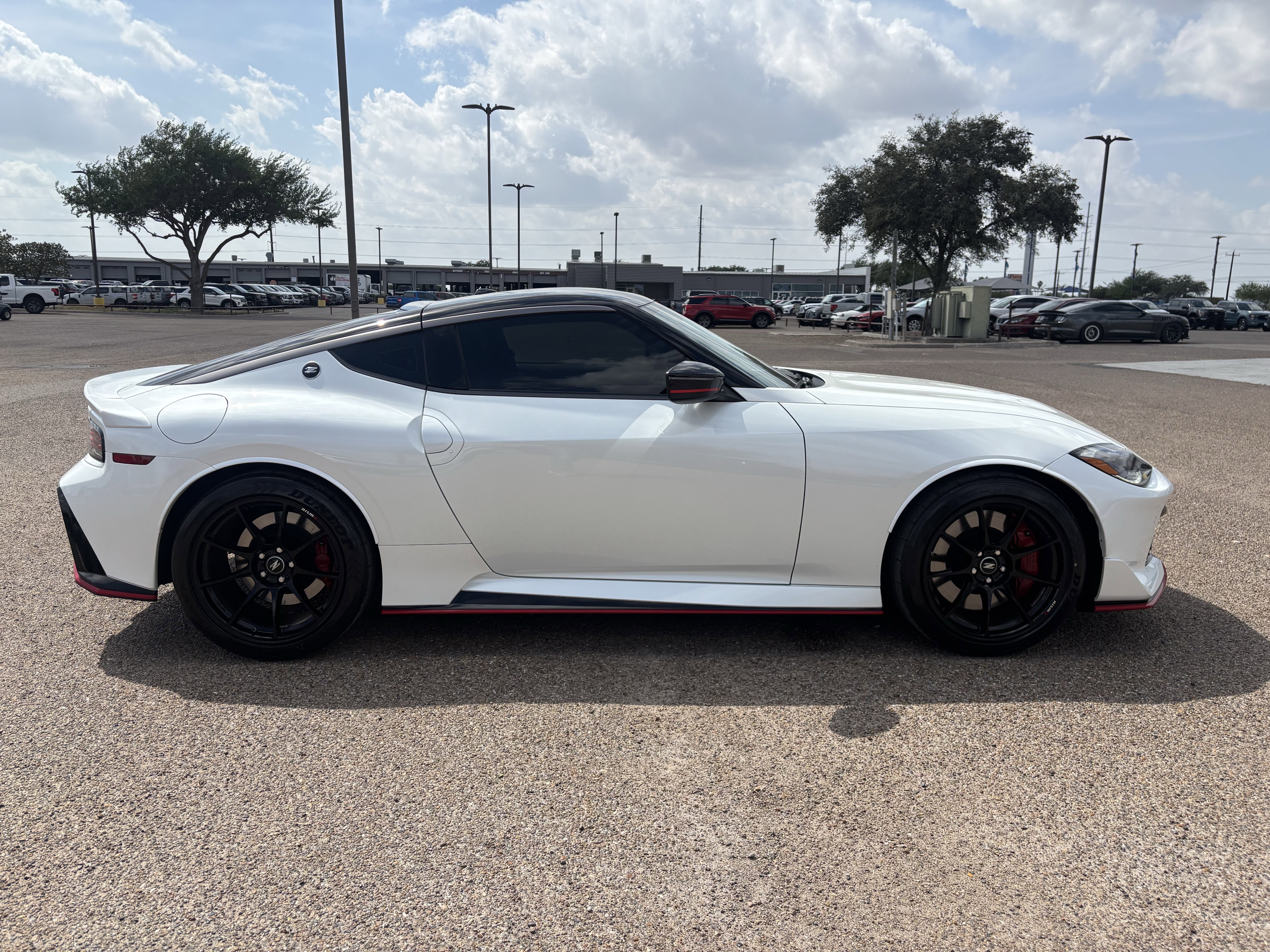 Used 2024 Nissan Z NISMO w/ Floor Mat Package image 4
