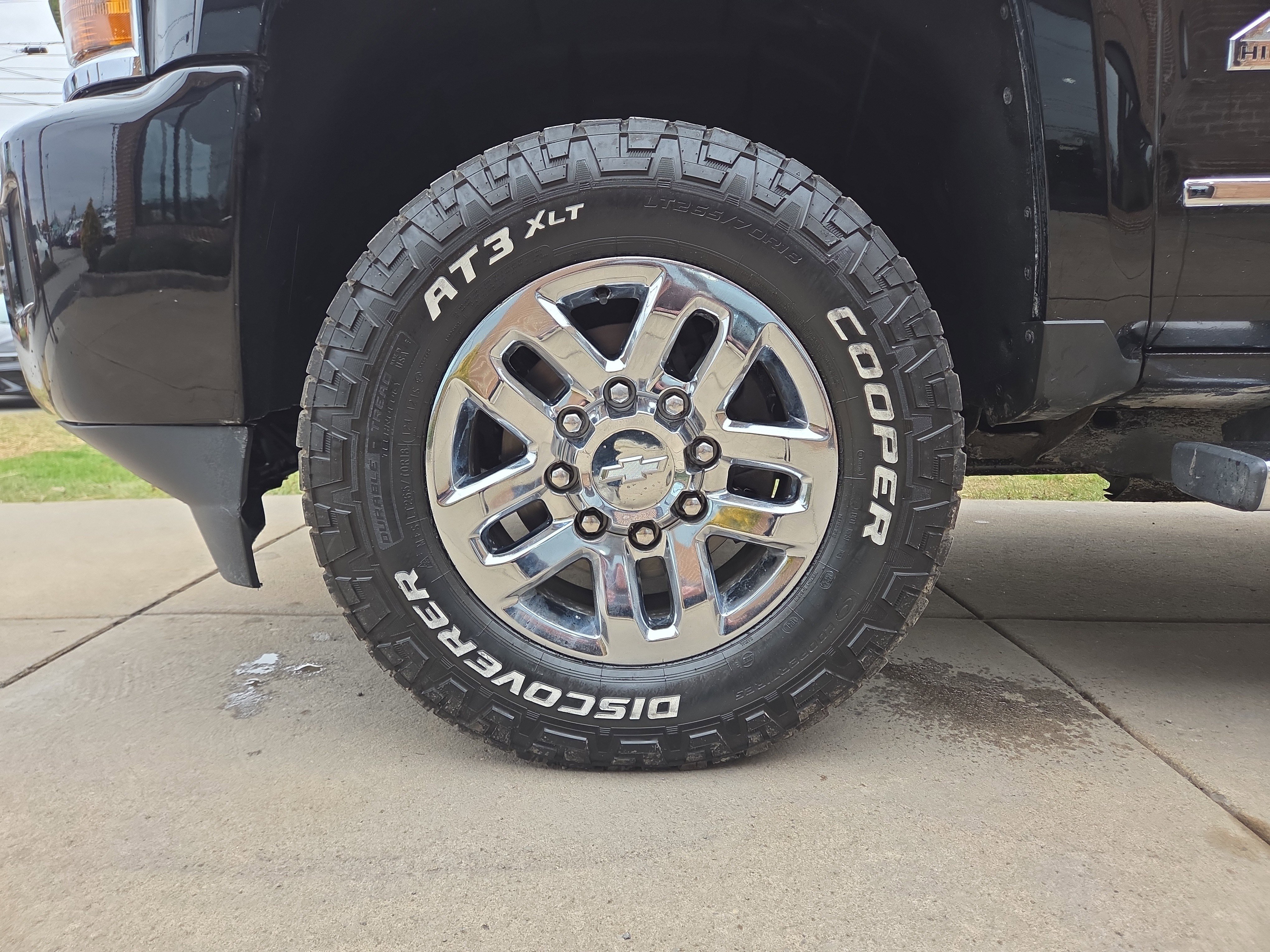 Used 2019 Chevrolet Silverado 3500 High Country w/ Duramax Plus Package image 11