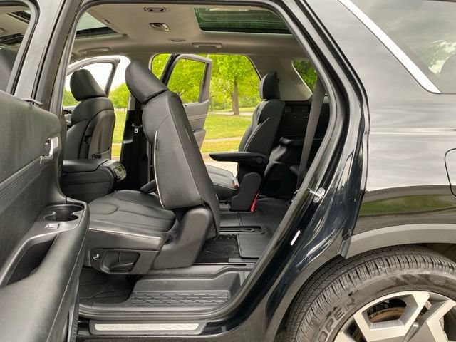 Used 2024 Hyundai Palisade Limited AWD/4WD image 39