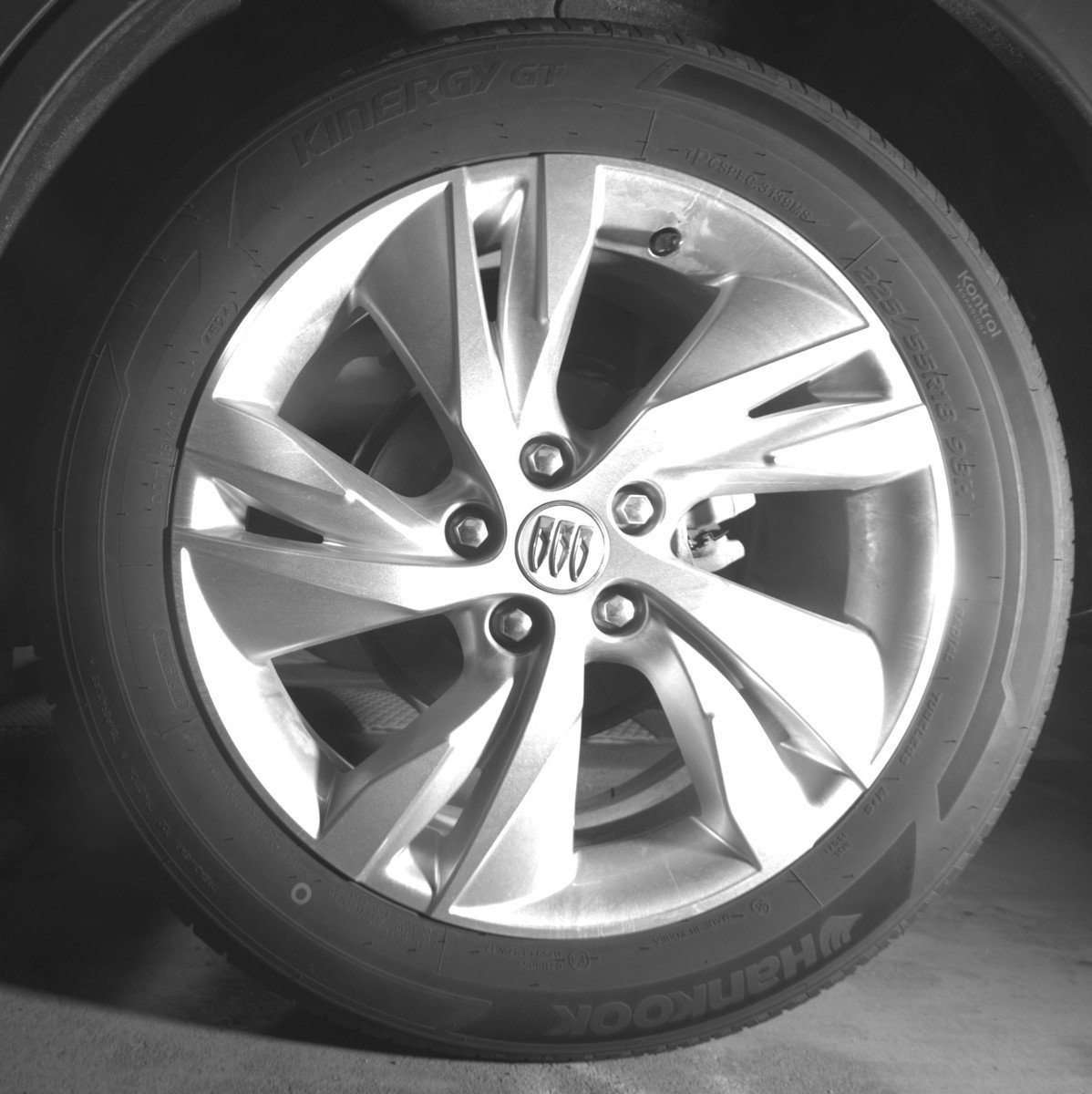 Used 2025 Buick Encore GX Preferred AWD/4WD image 14