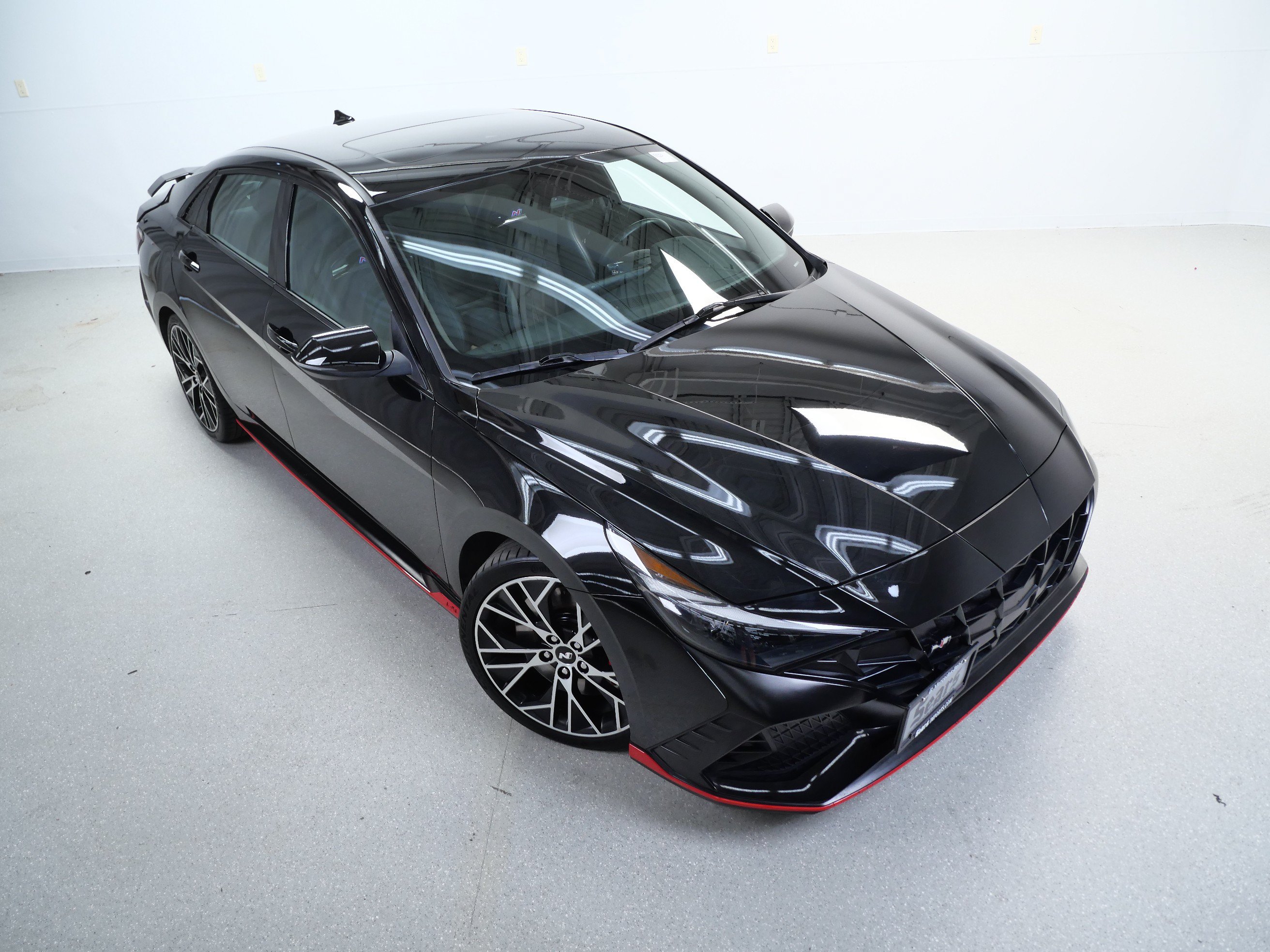 Used 2022 Hyundai Elantra N FWD image 4