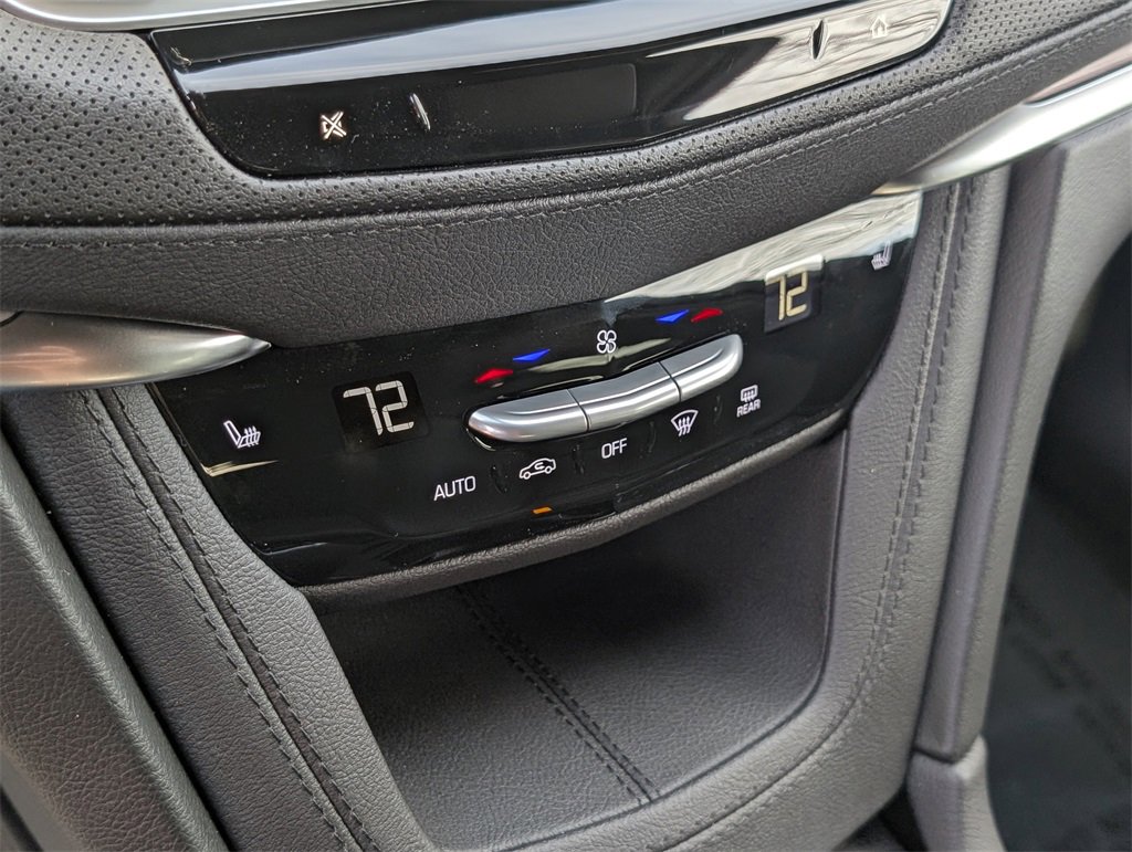 New 2026 Cadillac XT5 Luxury image 27