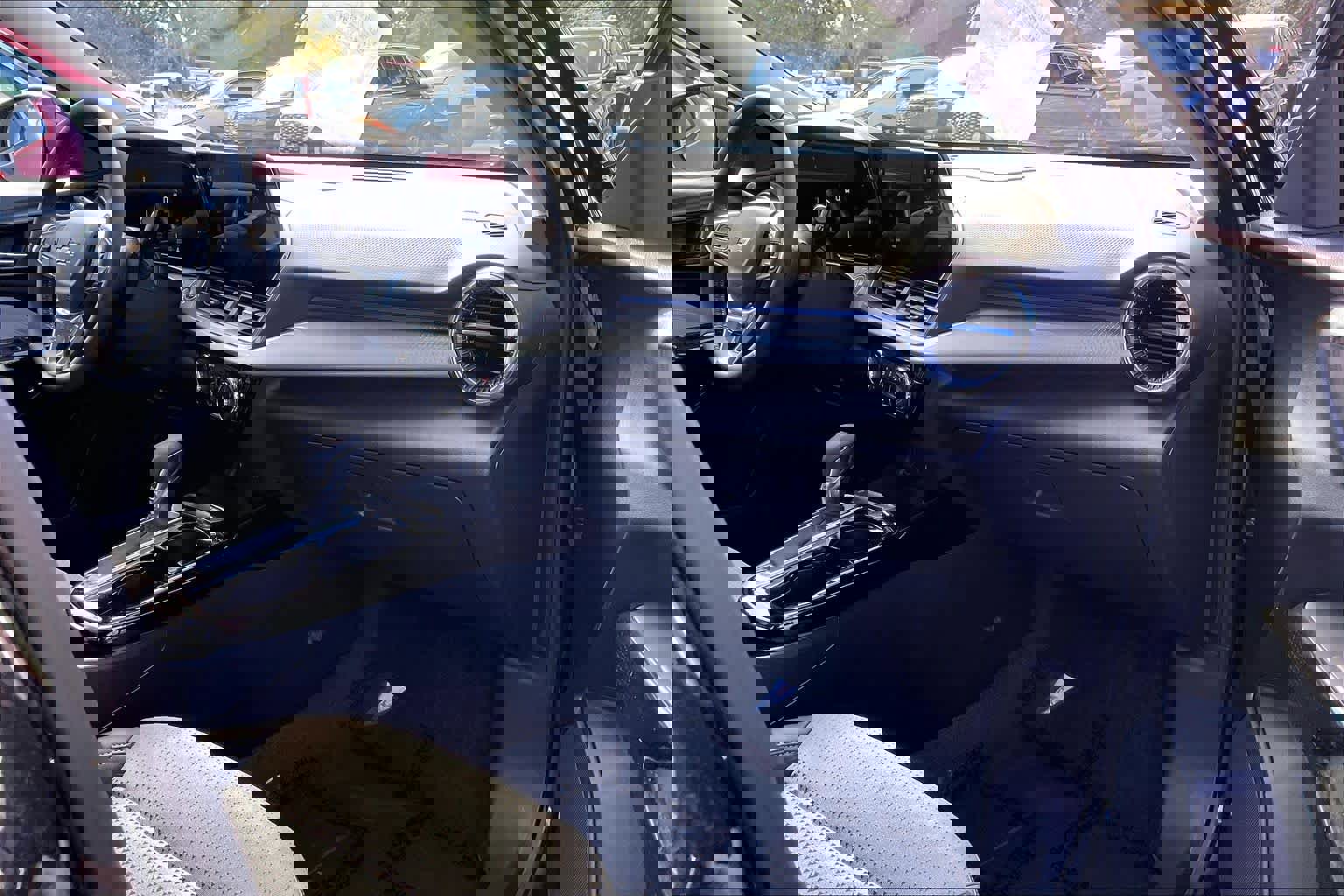 Certified 2024 Chevrolet Trax LT w/ Driver Confidence Package image 15