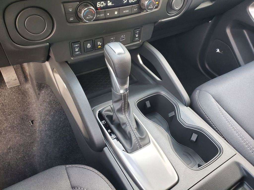New 2025 Nissan Frontier SV w/ SV Convenience Package image 9