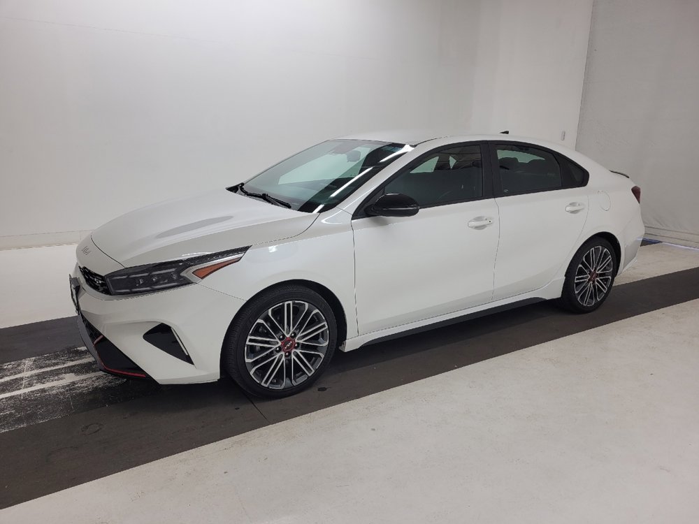 Used 2023 Kia Forte GT image 2