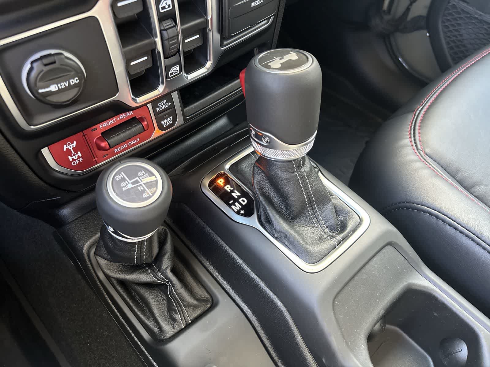 New 2026 Jeep Wrangler Unlimited Rubicon AWD/4WD image 28