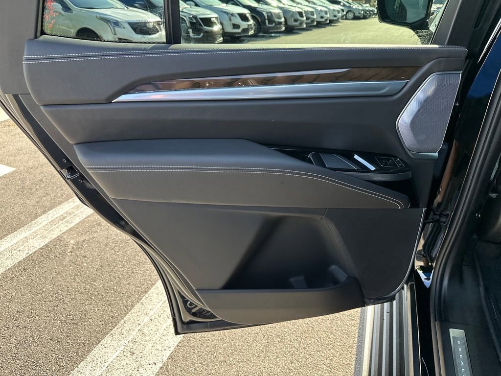 Used 2026 Cadillac Escalade Platinum Sport w/ LPO, Floor Liner Package image 38