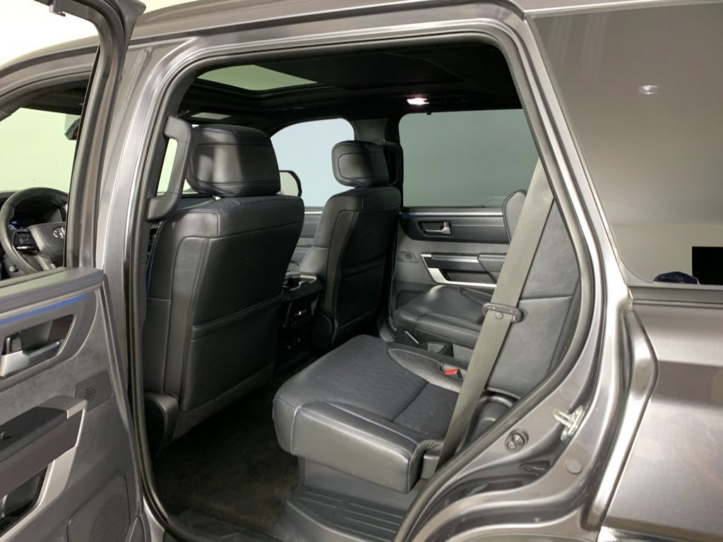 Used 2023 Toyota Sequoia Platinum AWD/4WD image 38