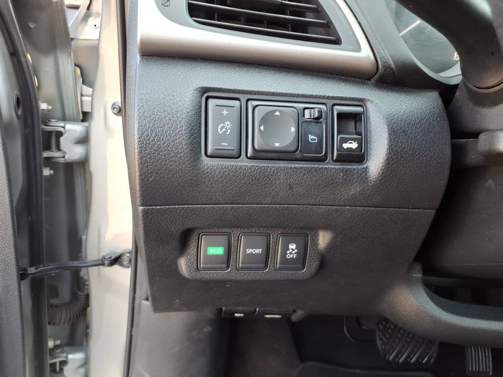 Used 2014 Nissan Sentra SV FWD image 10