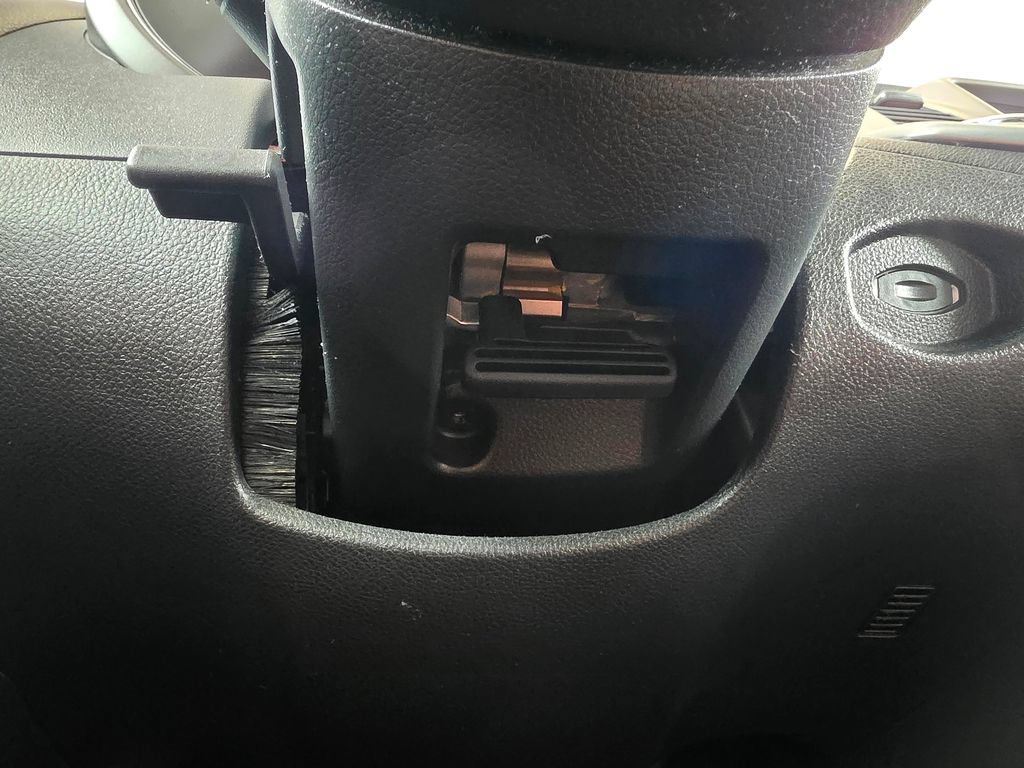 Used 2013 Nissan Murano SL AWD/4WD image 24