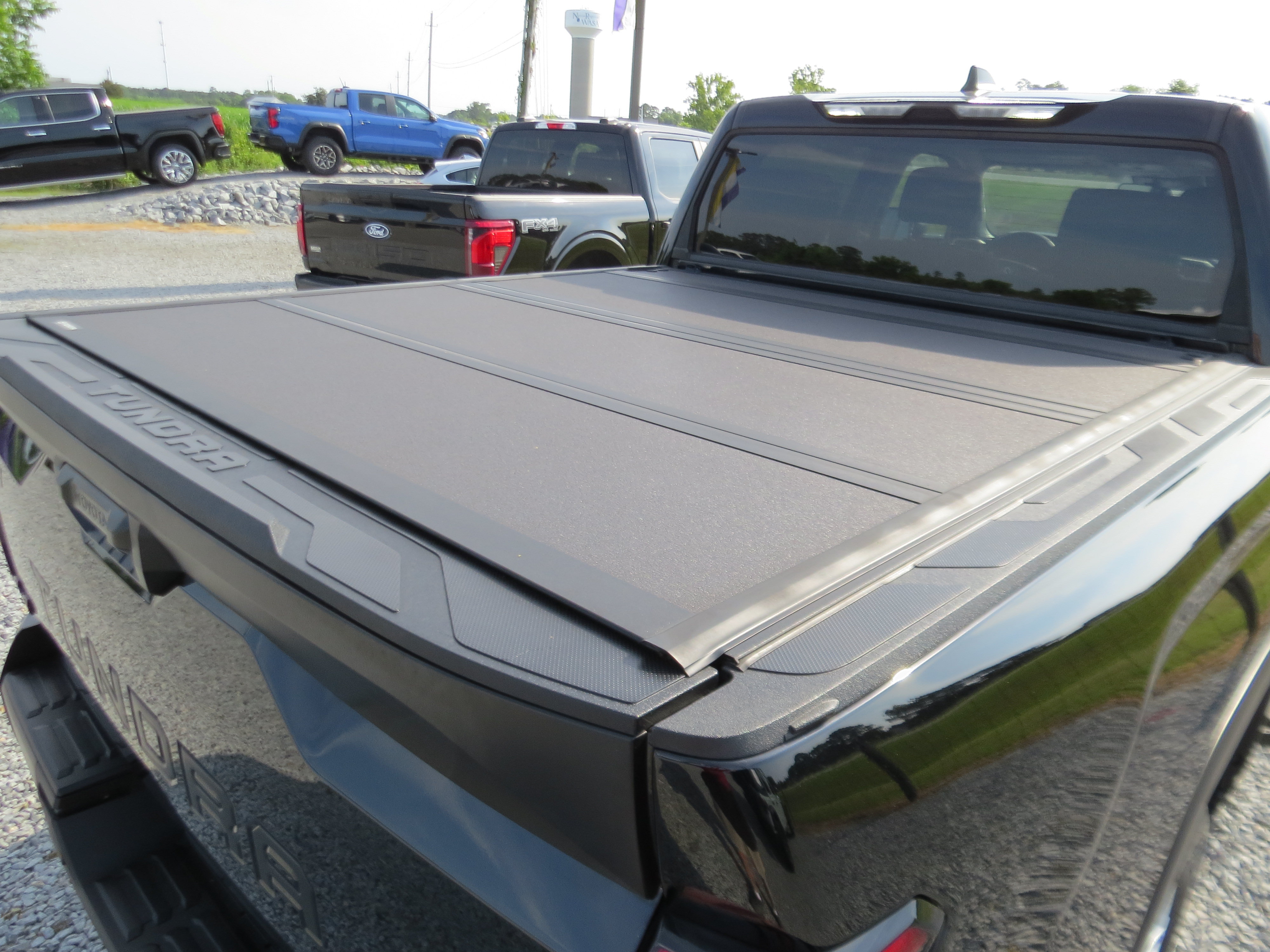 Used 2024 Toyota Tundra SR5 w/ SR5 Convenience Package AWD/4WD image 13