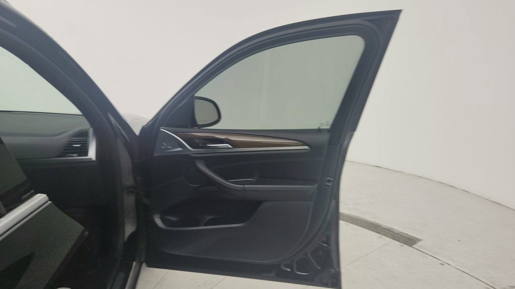 Used 2018 BMW X3 xDrive30i AWD/4WD image 25