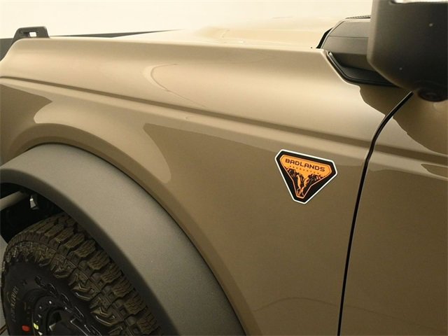 New 2025 Ford Bronco Badlands image 10