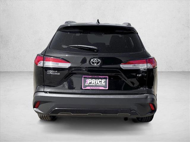 Used 2022 Toyota Corolla Cross LE image 6
