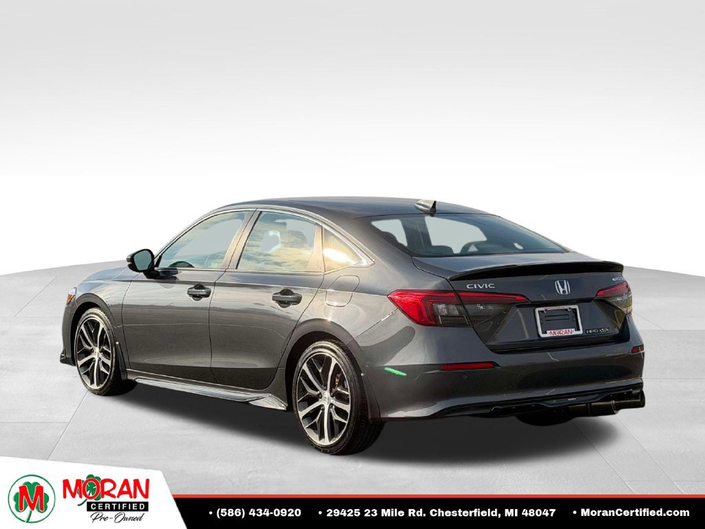 Used 2022 Honda Civic Touring image 4