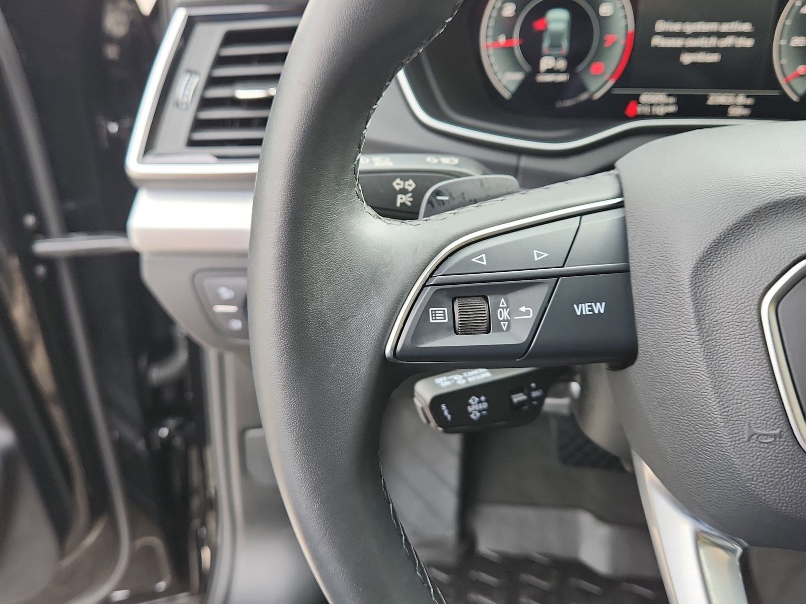 Used 2025 Audi Q5 2.0T Premium w/ Convenience Plus Package image 24