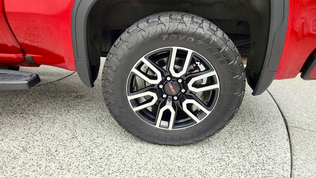 Used 2020 GMC Sierra 1500 AT4 w/ AT4 Premium Package AWD/4WD image 10
