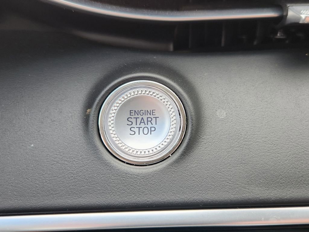 Used 2025 Genesis GV70 2.5T image 27