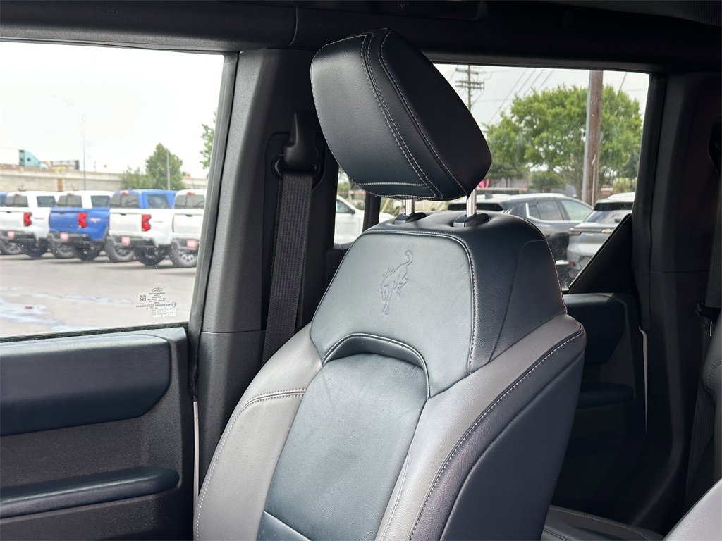 Used 2022 Ford Bronco Outer Banks image 11